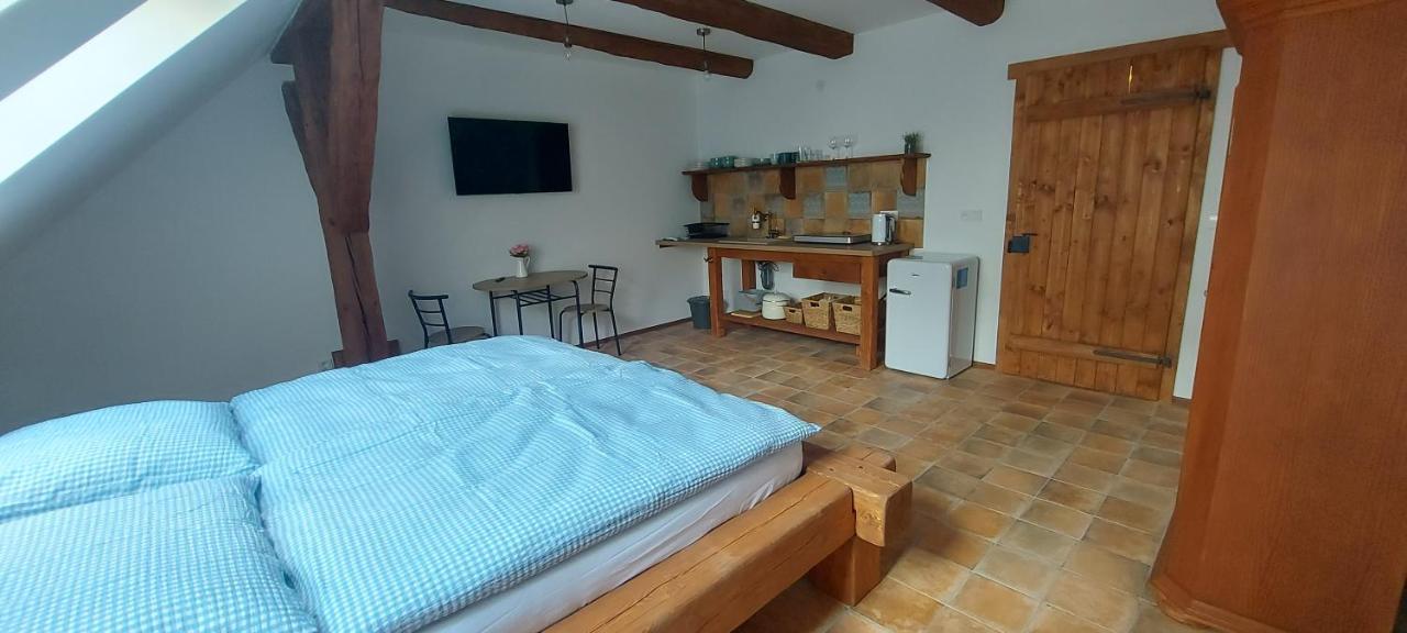 Apartmany Ve Starem Pivovaru Malesov Esterno foto